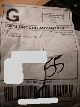 消费者安全报告 USA Facebook - HSN human dog bed and big bean bag scam They sent me a very cheap pair of "sunglasses... 照片 #2