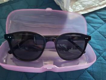 I am reporting  a order I didn't  order photo #1